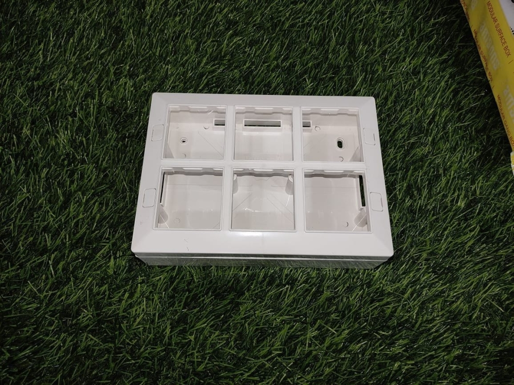 Jamsons 12 Modular Surface Box With Plate White, 5 Pcs Box